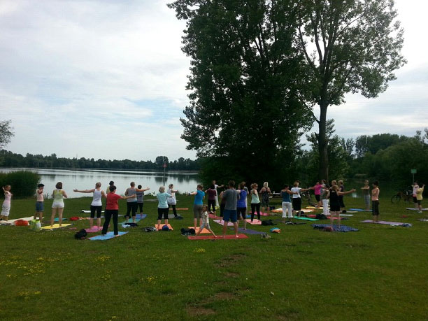 Yoga am See